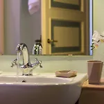 فندق مبيت وإفطار Chez Nous -